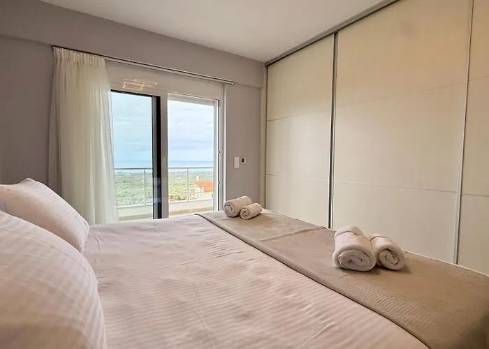 Villa Palomar Kyparissia