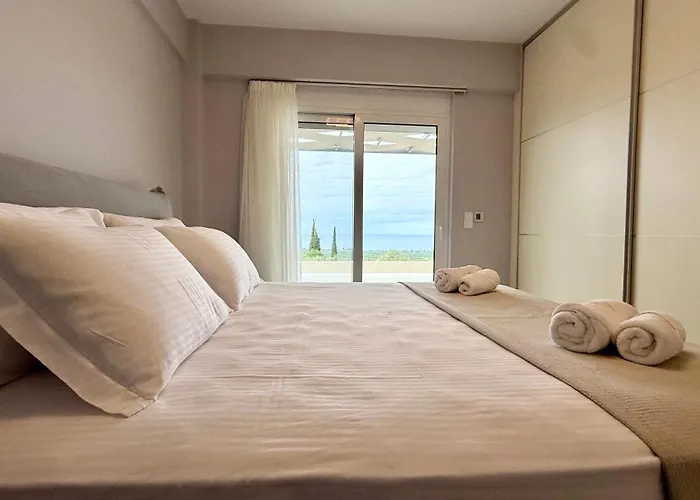 Palomar Villa