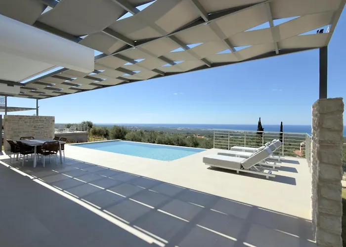 Palomar * Kyparissia