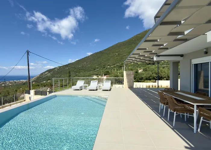 Villa Palomar Kyparissia