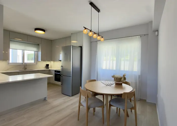 Palomar * Kyparissia